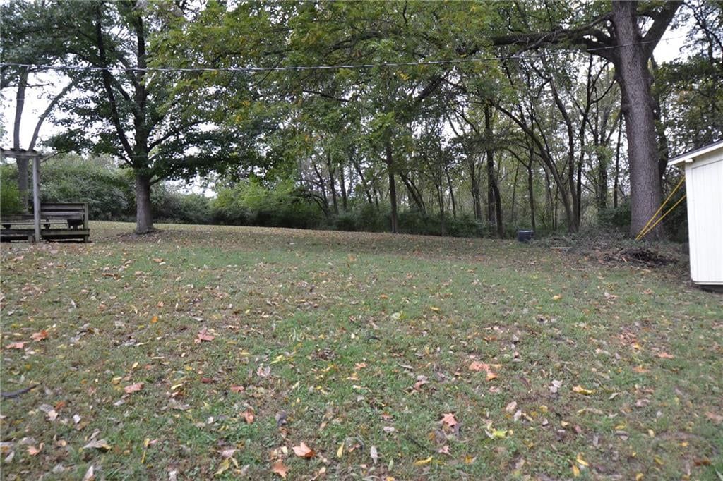 Photo 21 of 24 - 1152 NE 84th Terrace, Kansas City, MO 64155