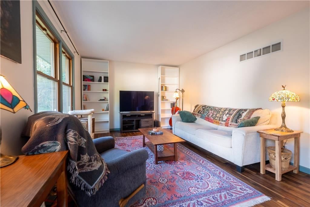 1152 NE 84th Terrace, Kansas City, MO: listing photo 2