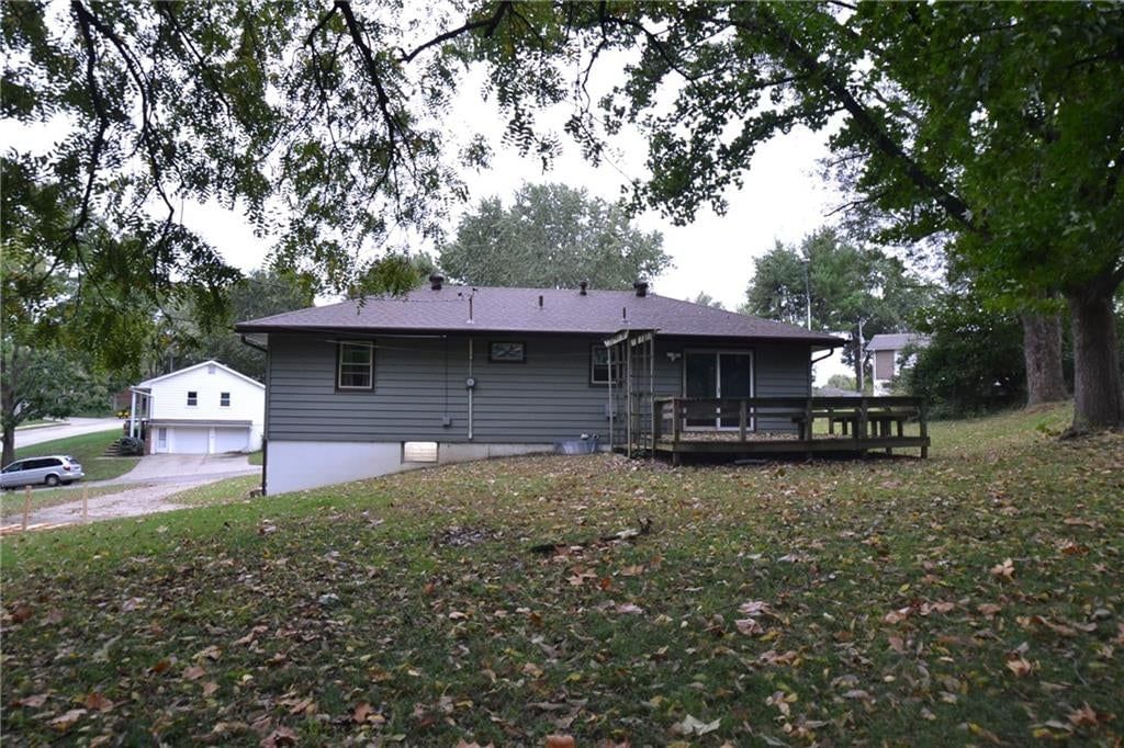 Photo 17 of 24 - 1152 NE 84th Terrace, Kansas City, MO 64155