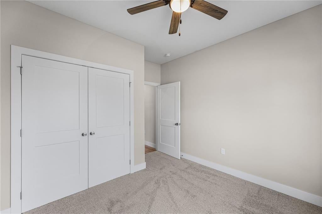 Photo 19 of 41 - 915 5th Street Terrace, Osawatomie, KS 66064