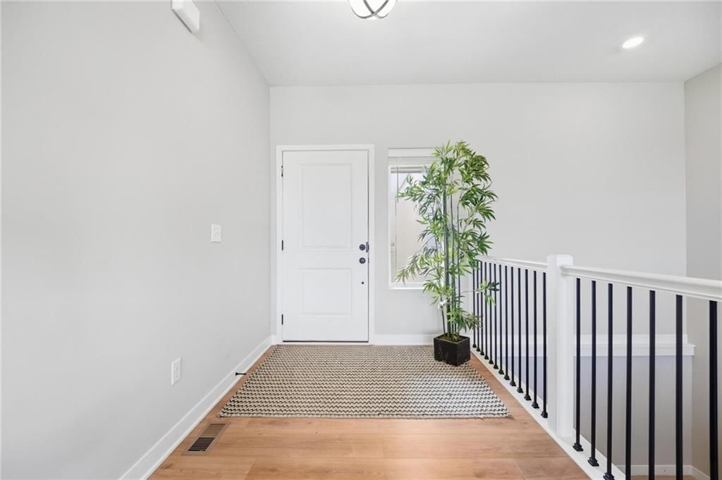 1503 SW 8th Terrace, Oak Grove, MO: listing photo 2