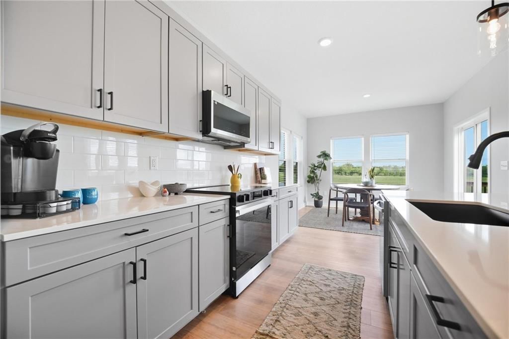 Photo 15 of 38 - 1503 SW 8th Terrace, Oak Grove, MO 64075