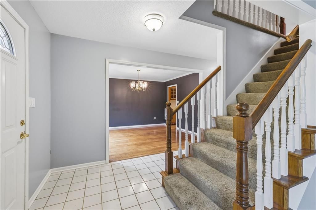 Photo 5 of 46 - 14933 W 82nd Terrace, Lenexa, KS 66215