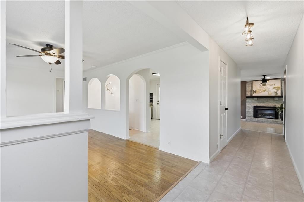 503 NE Main Street, Lee's Summit, MO: listing photo 2