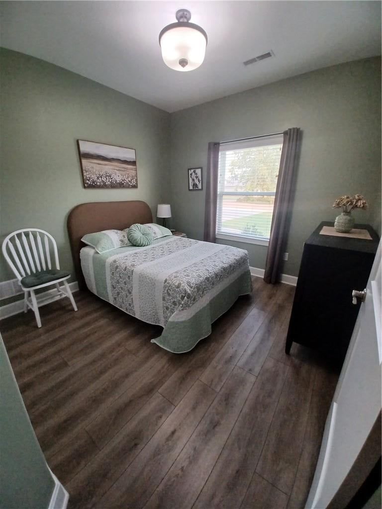 Photo 16 of 26 - 916 Cedar Court, Paola, KS 66071