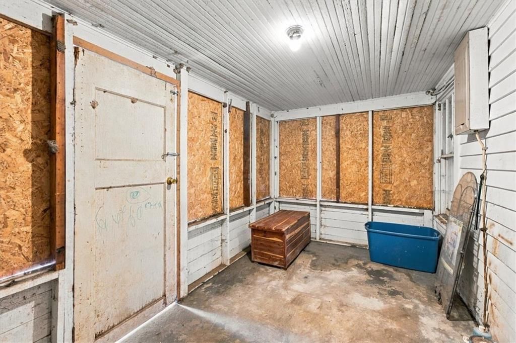 Photo 25 of 28 - 925 Pottawatomie Street, Leavenworth, KS 66048