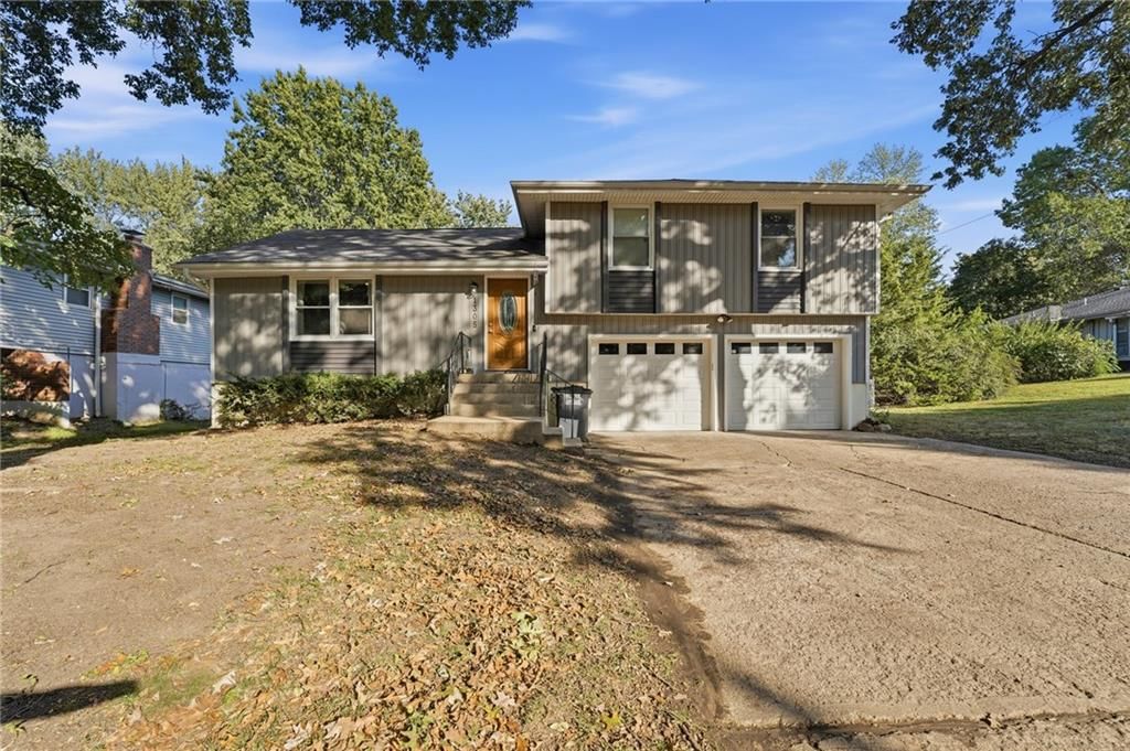 Photo 27 of 32 - 1305 Madison Street, Lee's Summit, MO 64081