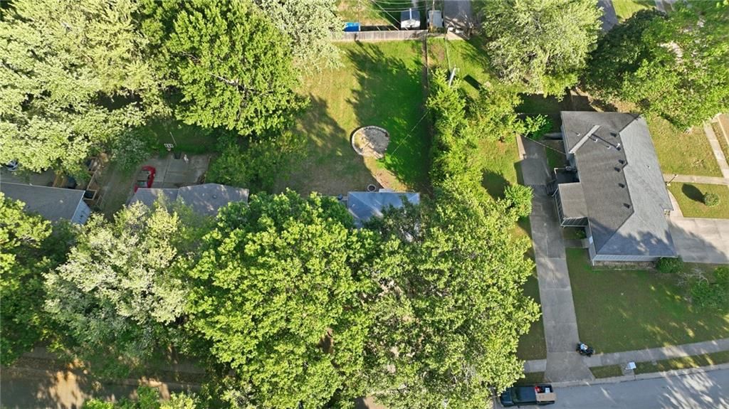 Flat lot at 1305 Madison Street, Lee's Summit, MO 64081