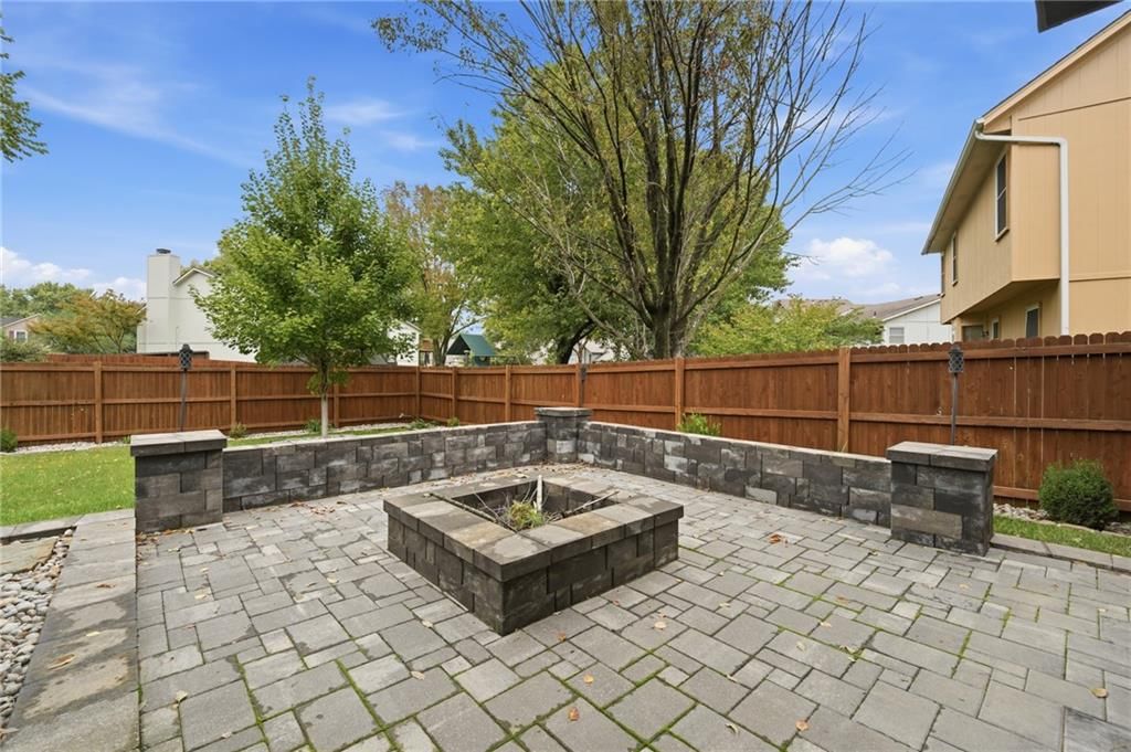 Photo 52 of 71 - 15762 Horton Street, Overland Park, KS 66223