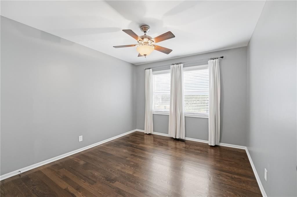 Photo 21 of 71 - 15762 Horton Street, Overland Park, KS 66223