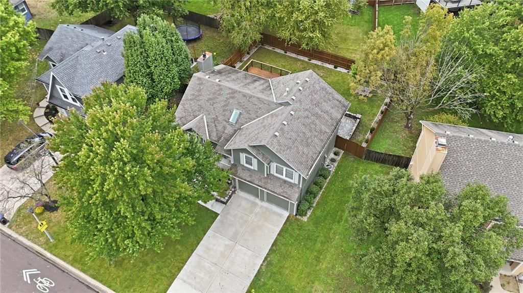 Photo 60 of 71 - 15762 Horton Street, Overland Park, KS 66223