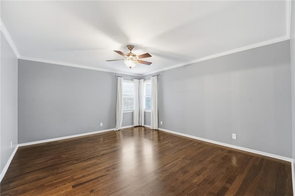 Photo 24 of 71 - 15762 Horton Street, Overland Park, KS 66223