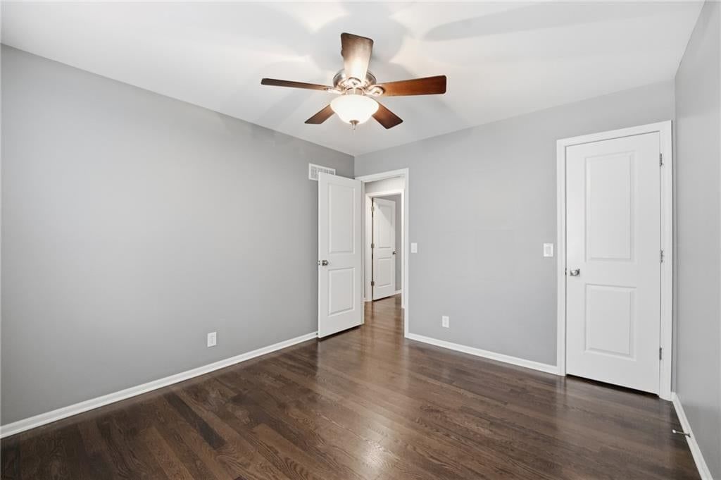 Photo 22 of 71 - 15762 Horton Street, Overland Park, KS 66223