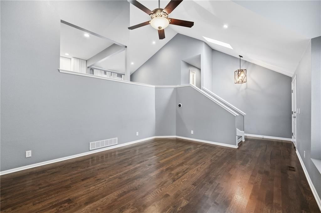 Photo 6 of 71 - 15762 Horton Street, Overland Park, KS 66223