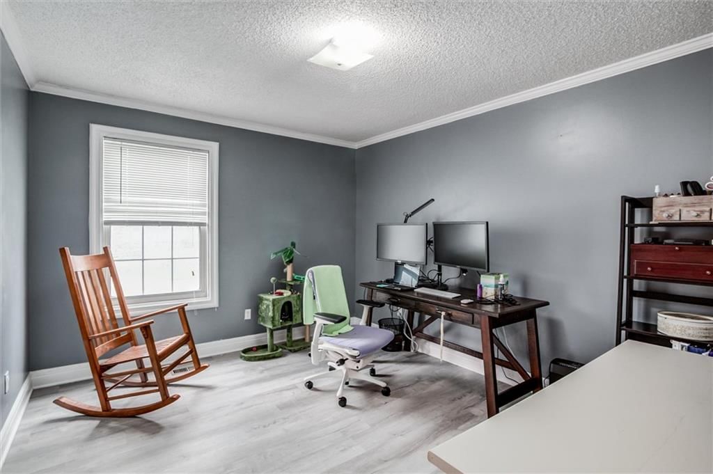 Photo 18 of 26 - 311 W Apple Valley Parkway, Belton, MO 64012