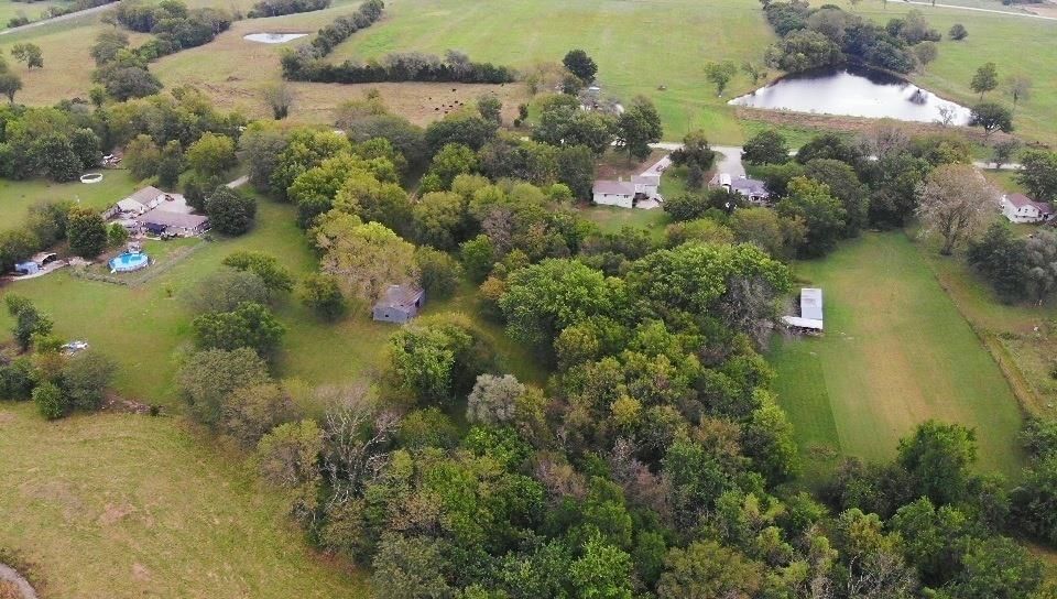 Photo 44 of 46 - 28140 Hospital Drive, Paola, KS 66071