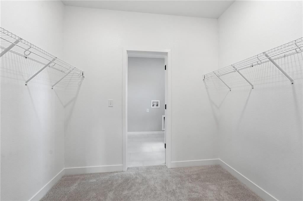 Photo 13 of 25 - 1600 SW 10th Terrace, Oak Grove, MO 64075