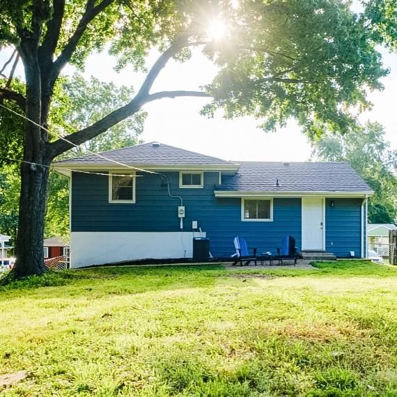 Photo 18 of 18 - 4916 N Manchester Avenue, Kansas City, MO 64119