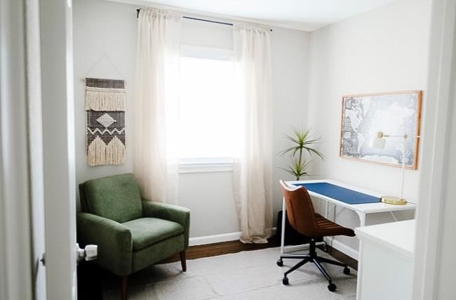 Photo 15 of 18 - 4916 N Manchester Avenue, Kansas City, MO 64119
