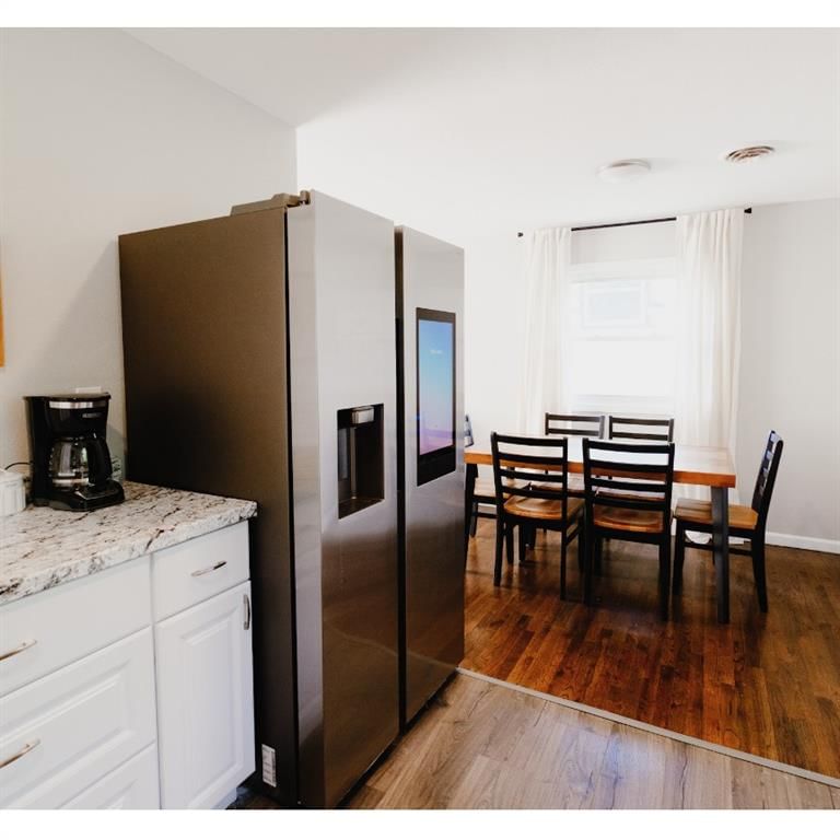 Photo 10 of 18 - 4916 N Manchester Avenue, Kansas City, MO 64119