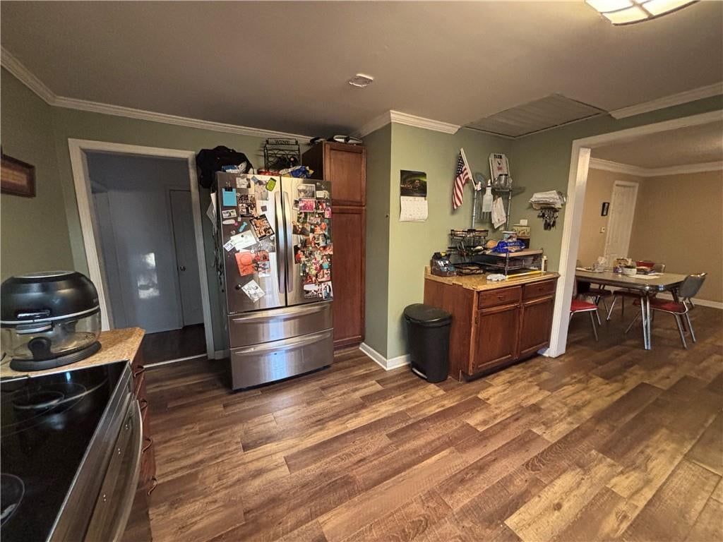 Photo 6 of 20 - 320 Martin Avenue, Osawatomie, KS 66064