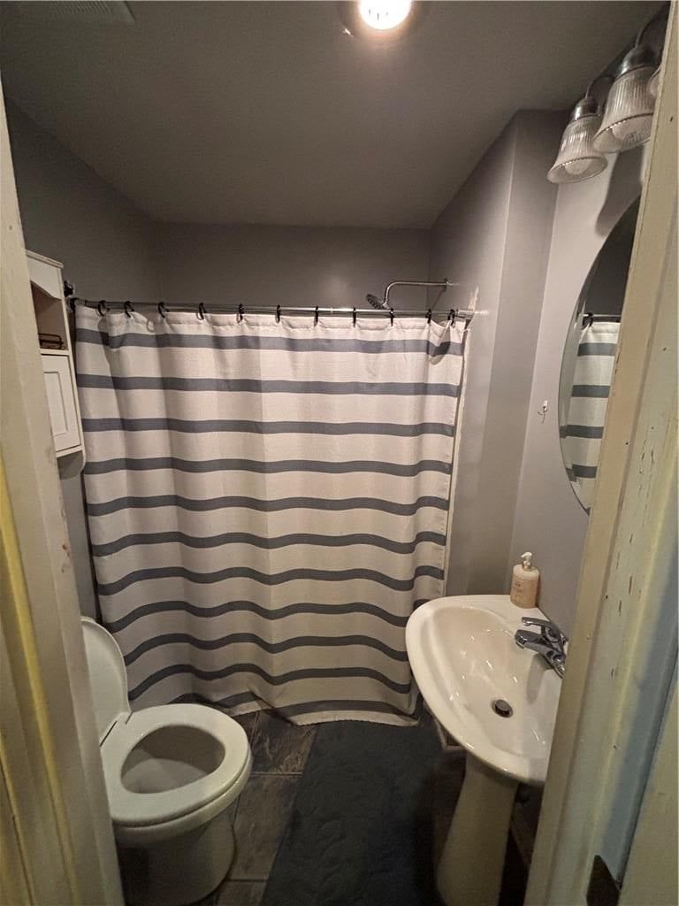 Photo 11 of 20 - 320 Martin Avenue, Osawatomie, KS 66064
