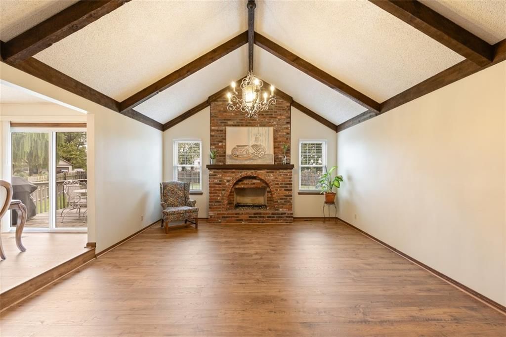 2840 S 54th Terrace, Kansas City, KS: listing photo 3