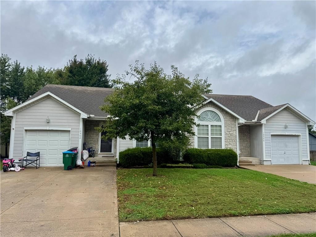 10504-06 Maple Avenue, Peculiar, MO