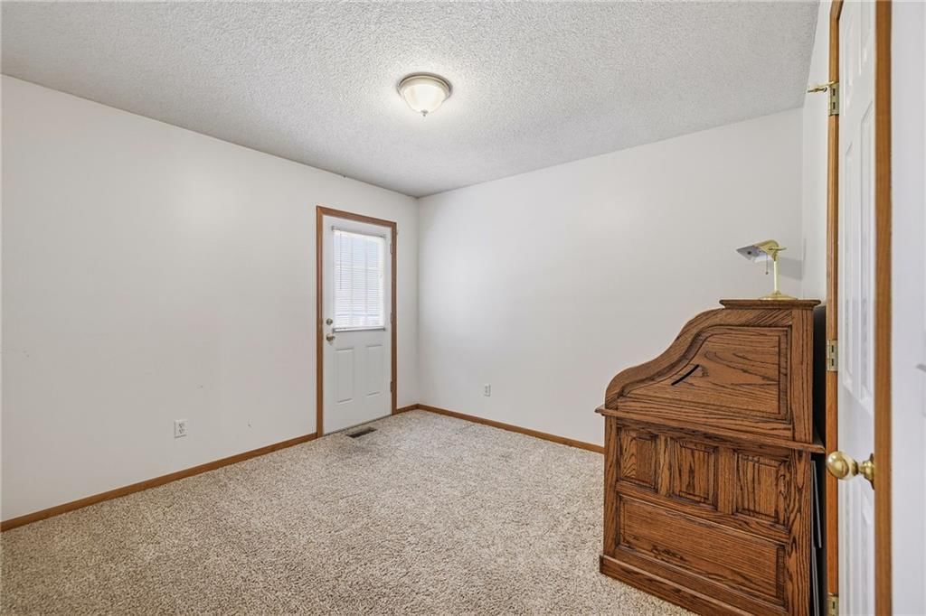 Photo 18 of 51 - 10504-06 Maple Avenue, Peculiar, MO 64078