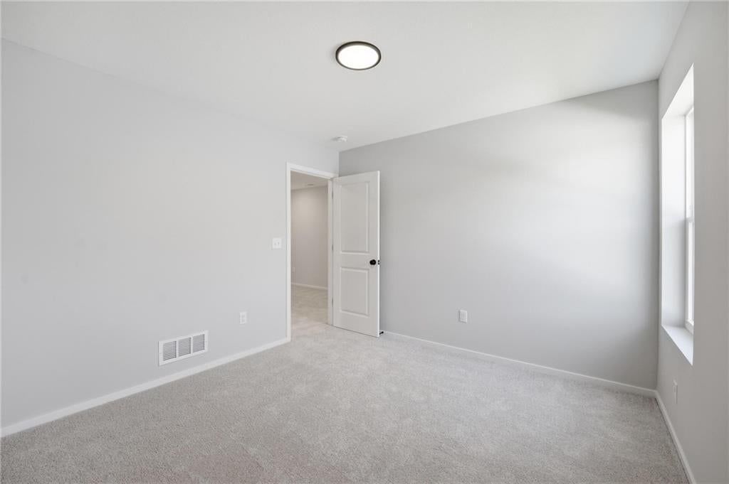 Photo 29 of 35 - 1601 SW 10th Terrace, Oak Grove, MO 64075