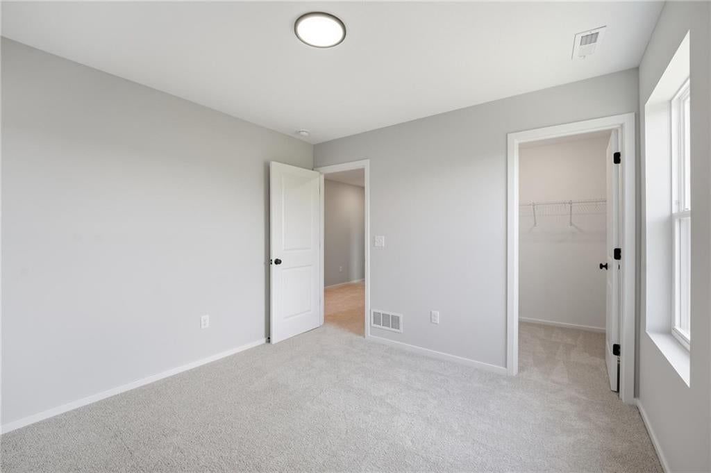 Photo 35 of 35 - 1601 SW 10th Terrace, Oak Grove, MO 64075