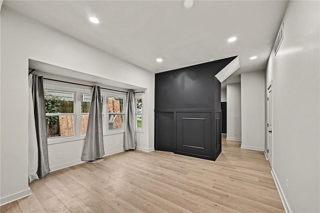 Photo 5 of 17 - 1511 N 28Th Street, Kansas City, KS 66102