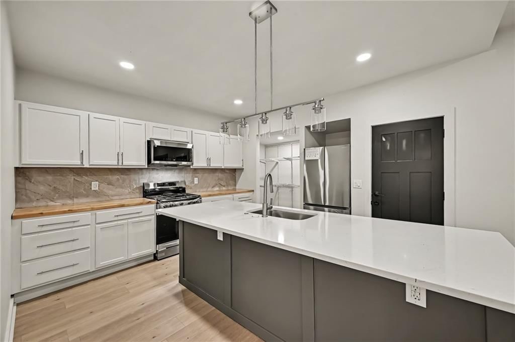 Photo 6 of 17 - 1511 N 28Th Street, Kansas City, KS 66102