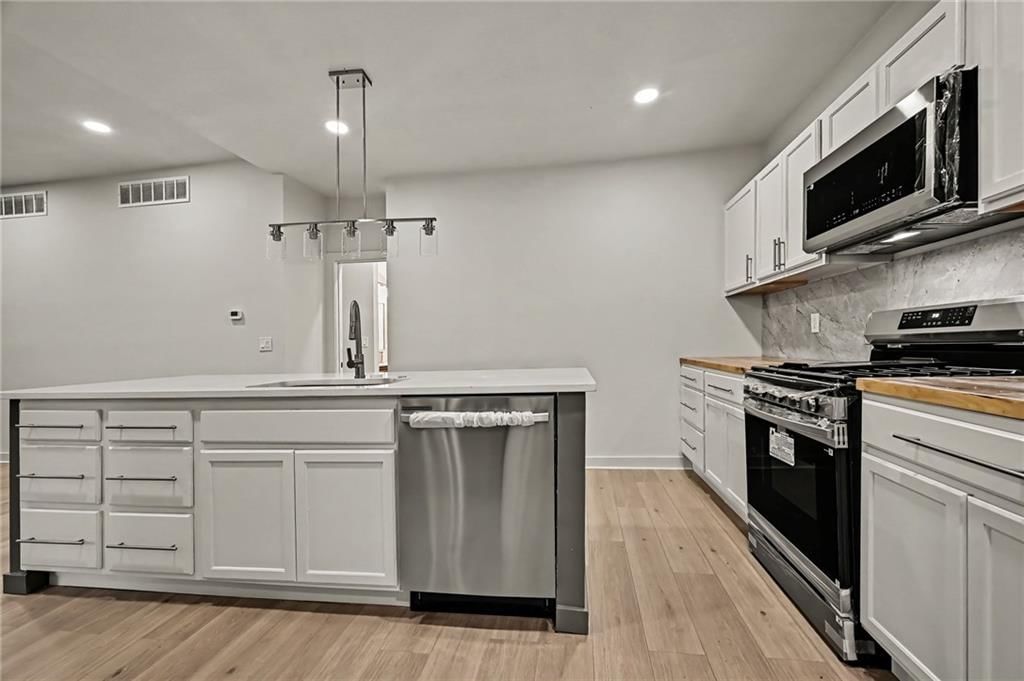Photo 7 of 17 - 1511 N 28Th Street, Kansas City, KS 66102
