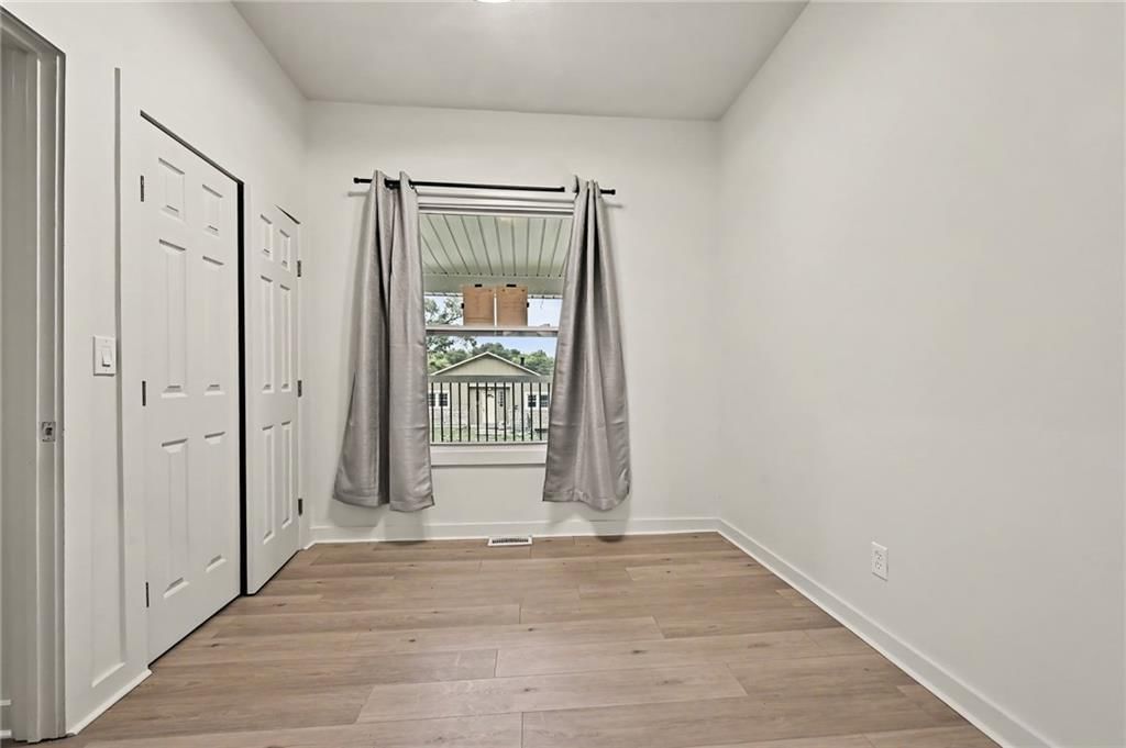 Photo 12 of 17 - 1511 N 28Th Street, Kansas City, KS 66102