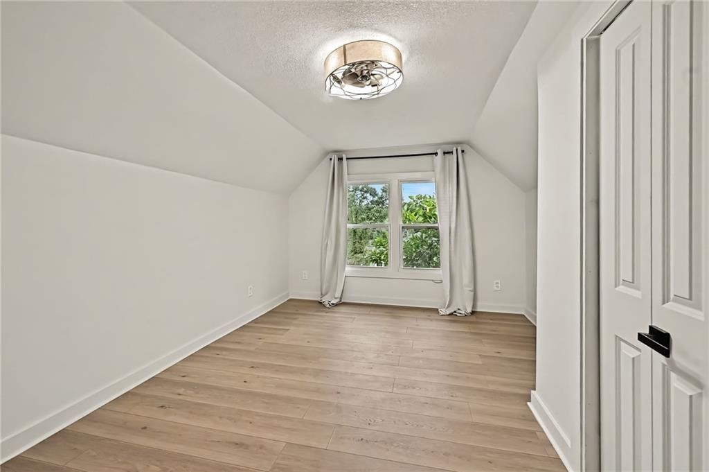 Photo 14 of 17 - 1511 N 28Th Street, Kansas City, KS 66102