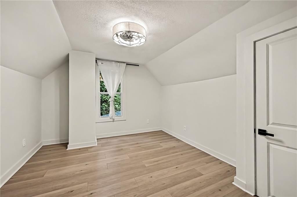 Photo 15 of 17 - 1511 N 28Th Street, Kansas City, KS 66102