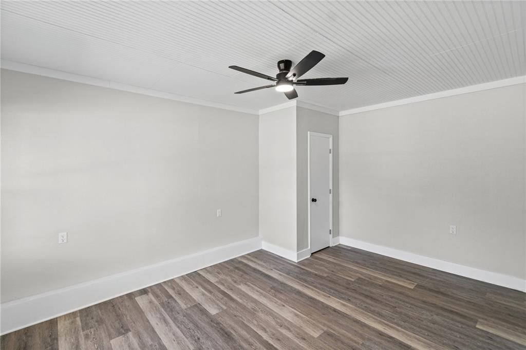 Photo 9 of 28 - 4311 Yecker Avenue, Kansas City, KS 66104