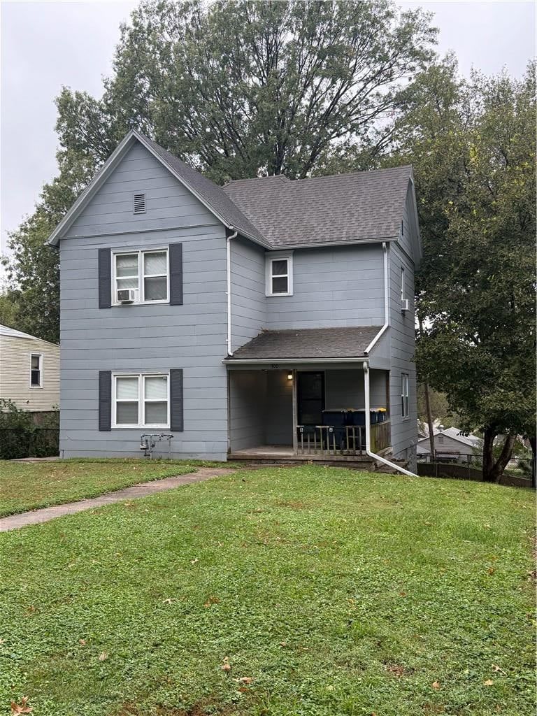 300 Jackson Avenue, Kansas City, MO: listing photo 2