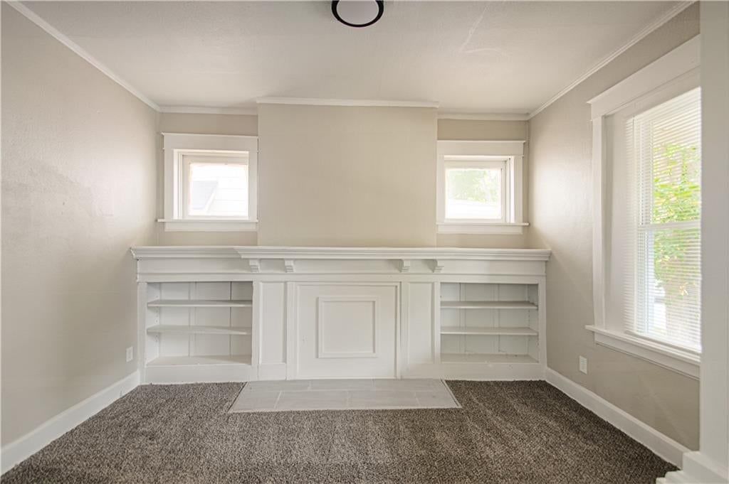 Photo 11 of 26 - 3238 Wabash Avenue, Kansas City, MO 64109