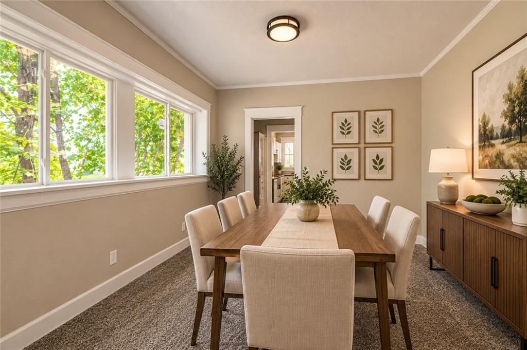 Photo 5 of 26 - 3238 Wabash Avenue, Kansas City, MO 64109