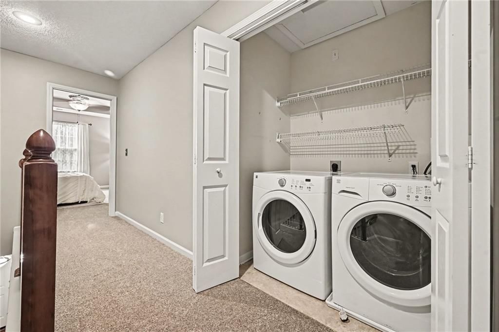 Photo 12 of 27 - 7313 McCoy Street, Shawnee, KS 66227