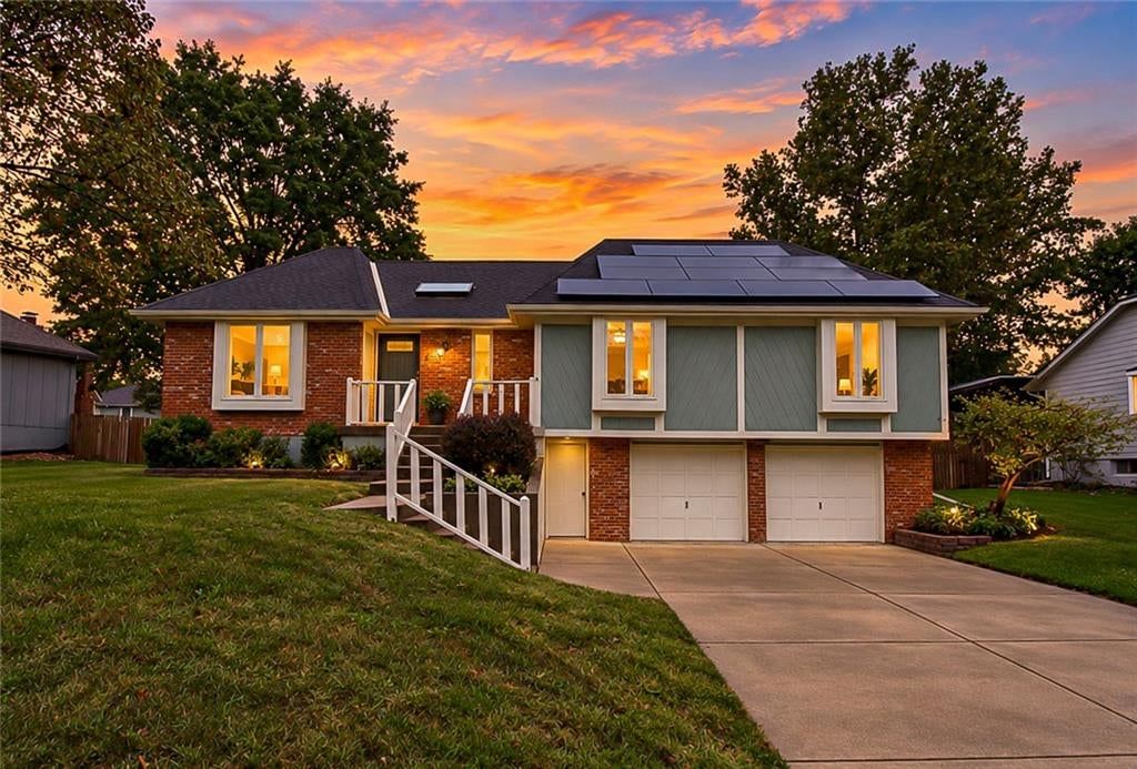 1204 SE 6th Street, Lee's Summit, MO