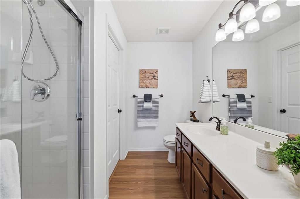 Tiled shower at 5610 NE 80th Terrace #2B, Kansas City, MO 64119