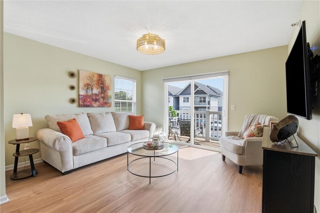 5610 NE 80th Terrace, Kansas City, MO: listing photo 3