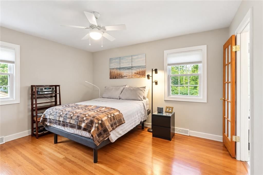 Photo 11 of 22 - 4107 E 107th Terrace, Kansas City, MO 64137