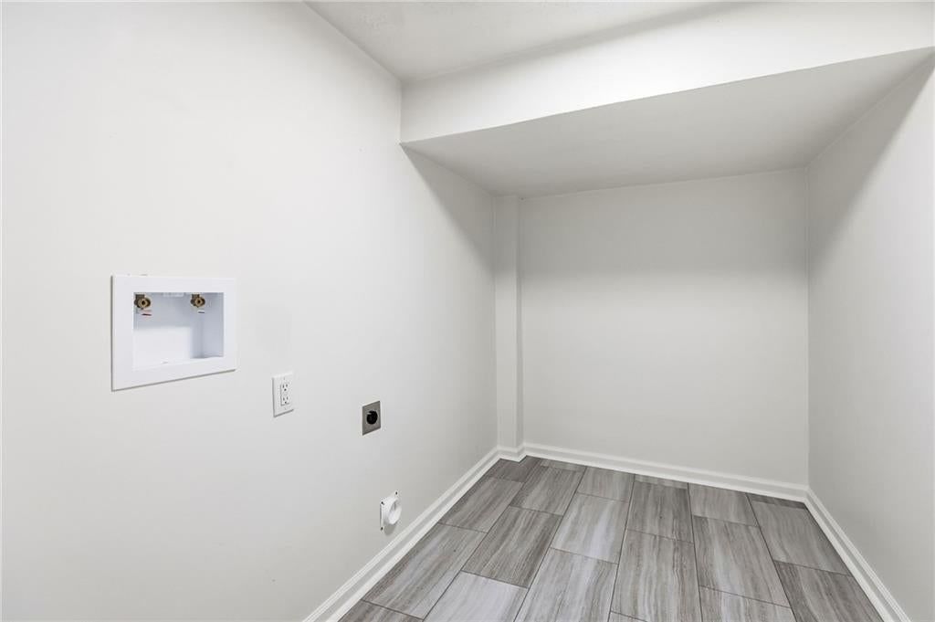 Photo 27 of 33 - 5008 Spring Street, Kansas City, MO 64133