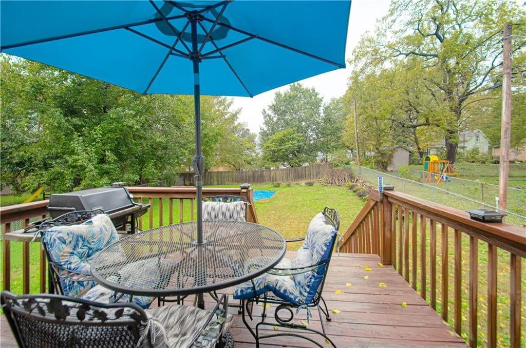Photo 19 of 23 - 612 E 3rd Street, Edgerton, KS 66021