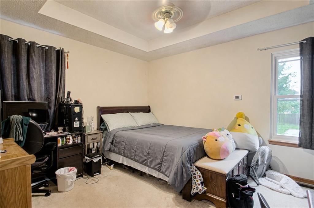 Photo 11 of 23 - 612 E 3rd Street, Edgerton, KS 66021