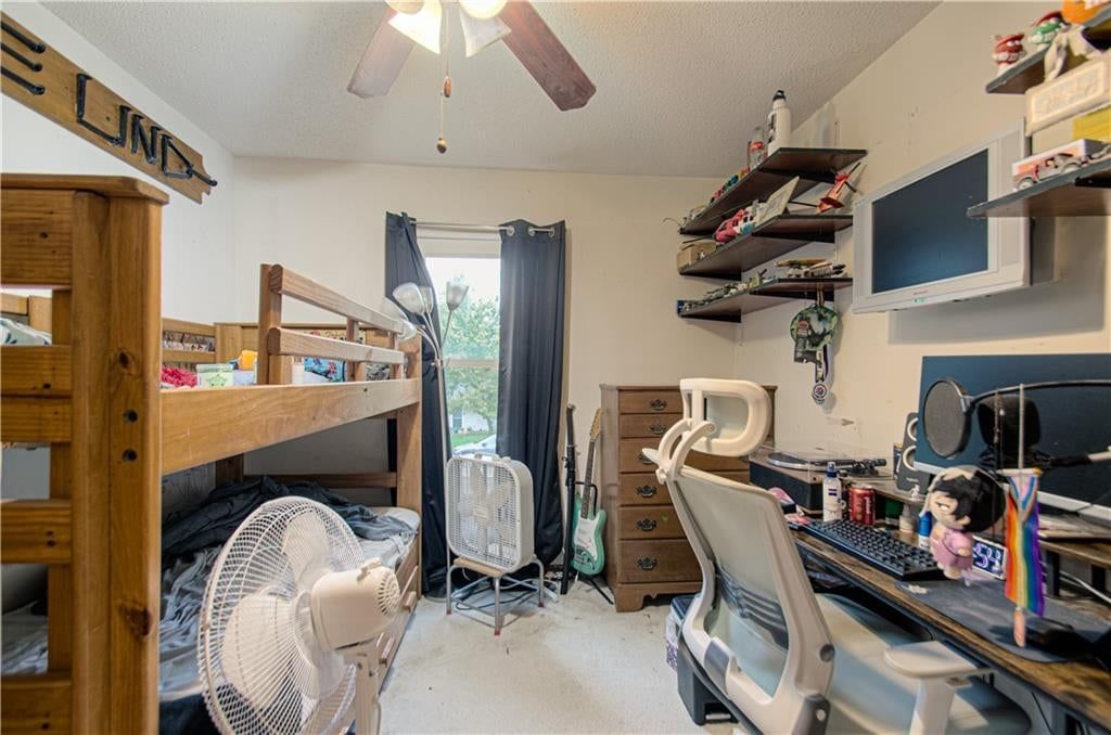 Photo 15 of 23 - 612 E 3rd Street, Edgerton, KS 66021